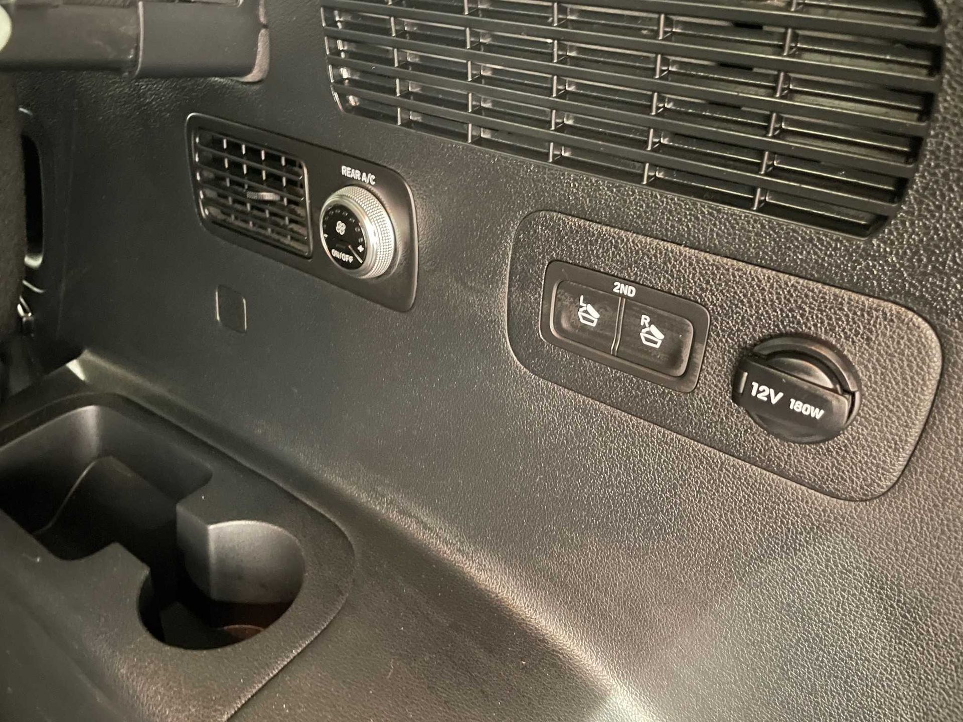 Hyundai Santa Fe 1.6 TGDi HEV en Barcelona