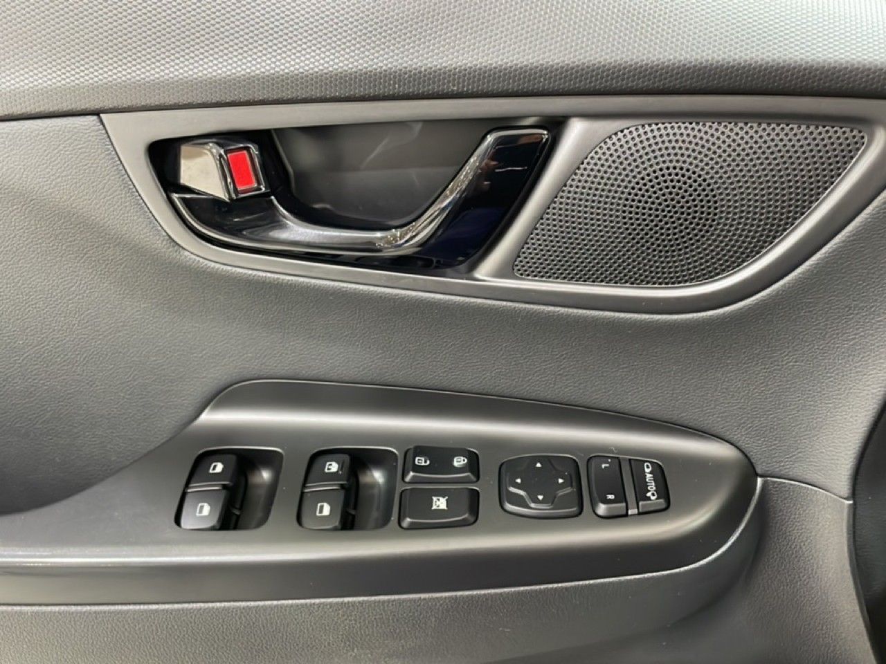 Hyundai Kona 1.6 GDI HEV en Barcelona
