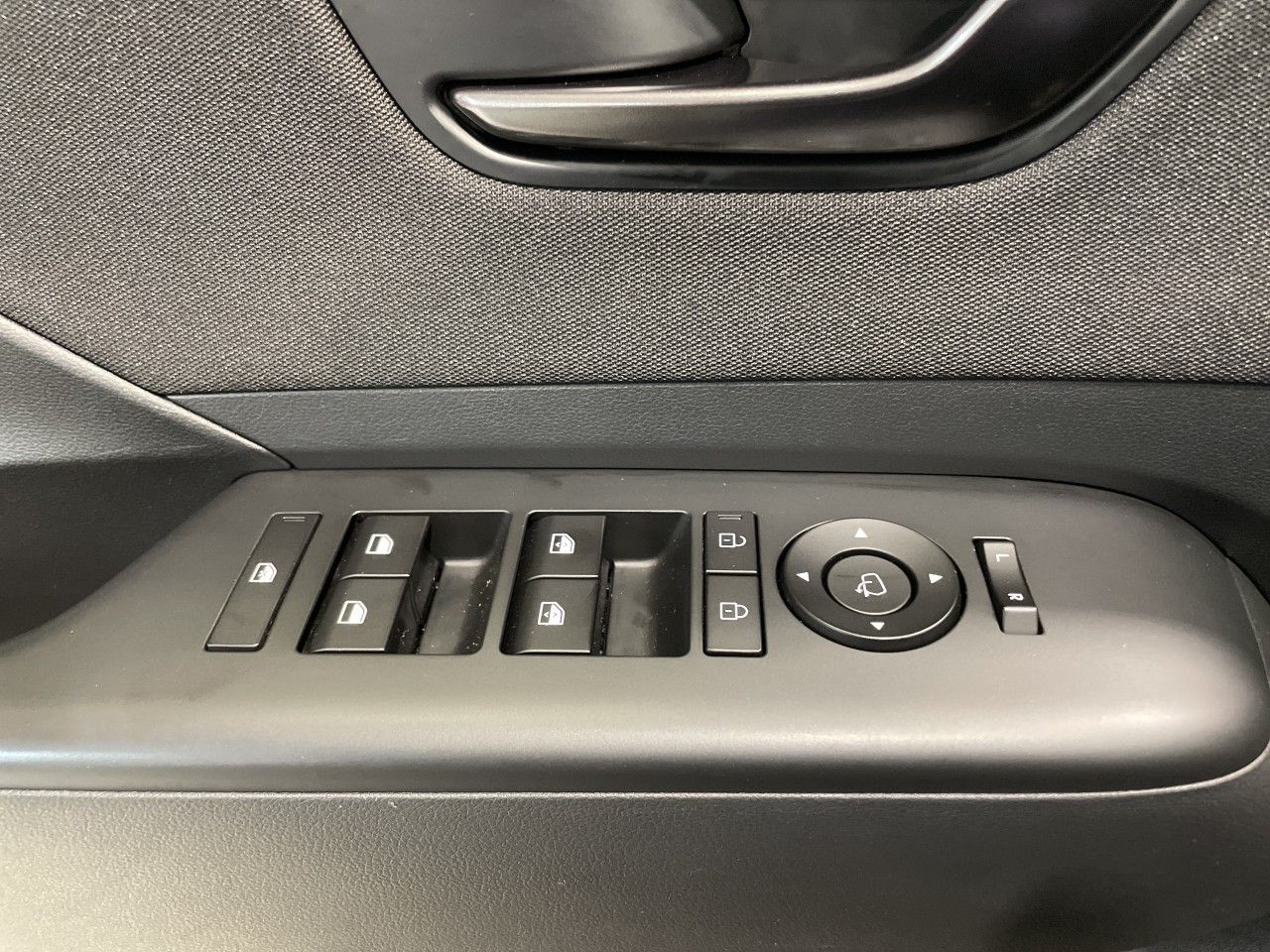 Hyundai Kona 1.6 GDI HEV en Barcelona