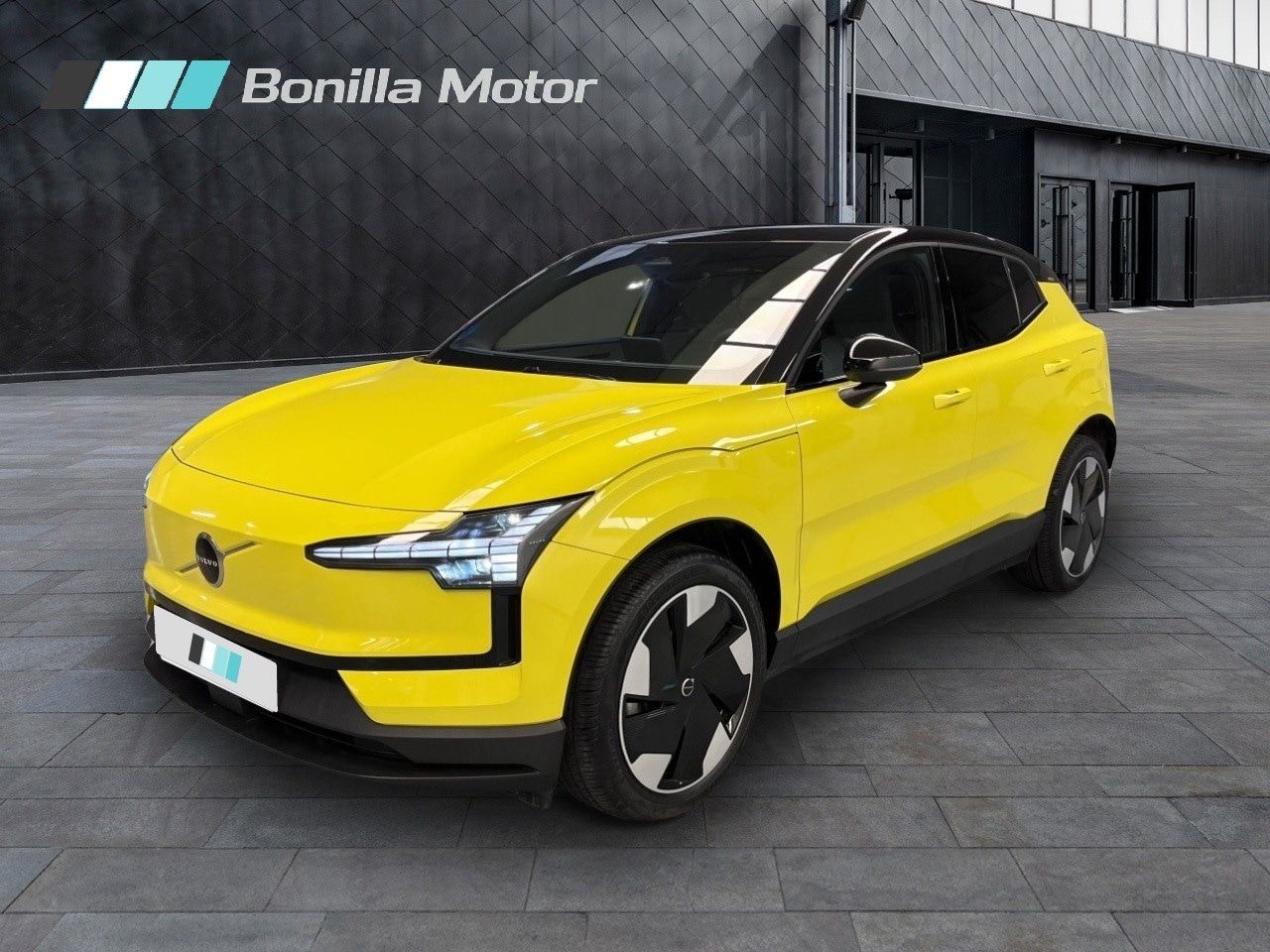 VOLVO EX30